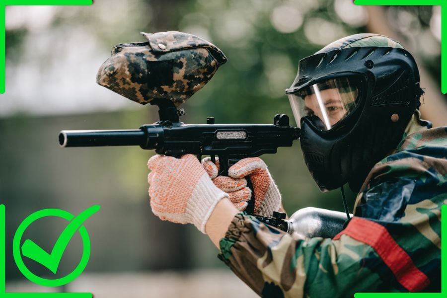 The correct way to aim and shoot paintball gun