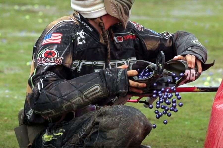 Refilling paintballs